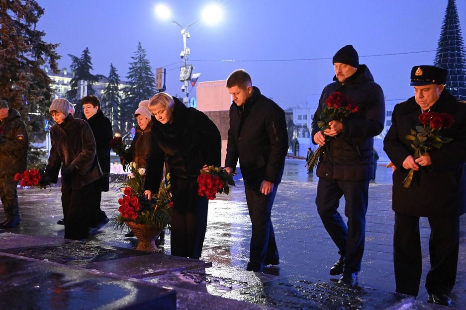 В Белгороде почтили память Героев Отечества - Изображение 3