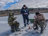 Белгородские спасатели напомнили рыбакам о правилах безопаснoсти при выхoде на лёд - Изображение 7