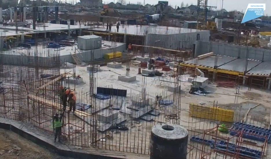 В Белгороде строители завершают устройство фундамента будущей школы на 600 мест - Изображение 3