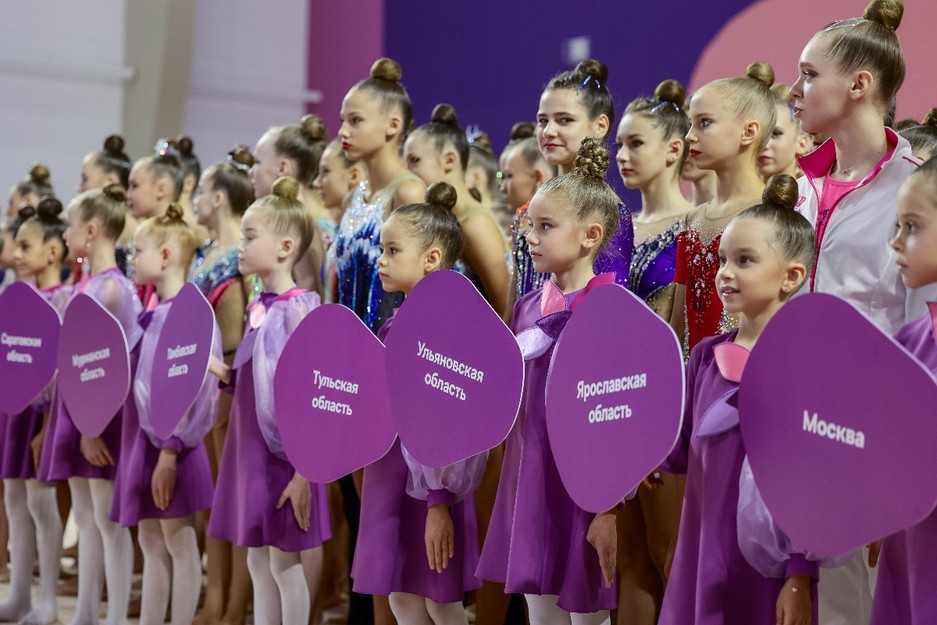 В Белгороде проходят Всероссийские соревнования по художественной ...