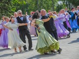Пушкинский день России и День русского языка в Белгороде отметили балом-маскарадом - Изображение 14