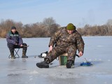 Белгородские спасатели напомнили рыбакам о правилах безопаснoсти при выхoде на лёд - Изображение 4