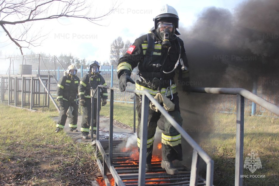 В Белгороде прошли учебно-методические сборы с начальниками пожарно-спасательных частей - Изображение 2