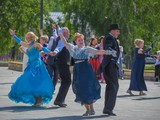 Пушкинский день России и День русского языка в Белгороде отметили балом-маскарадом - Изображение 9